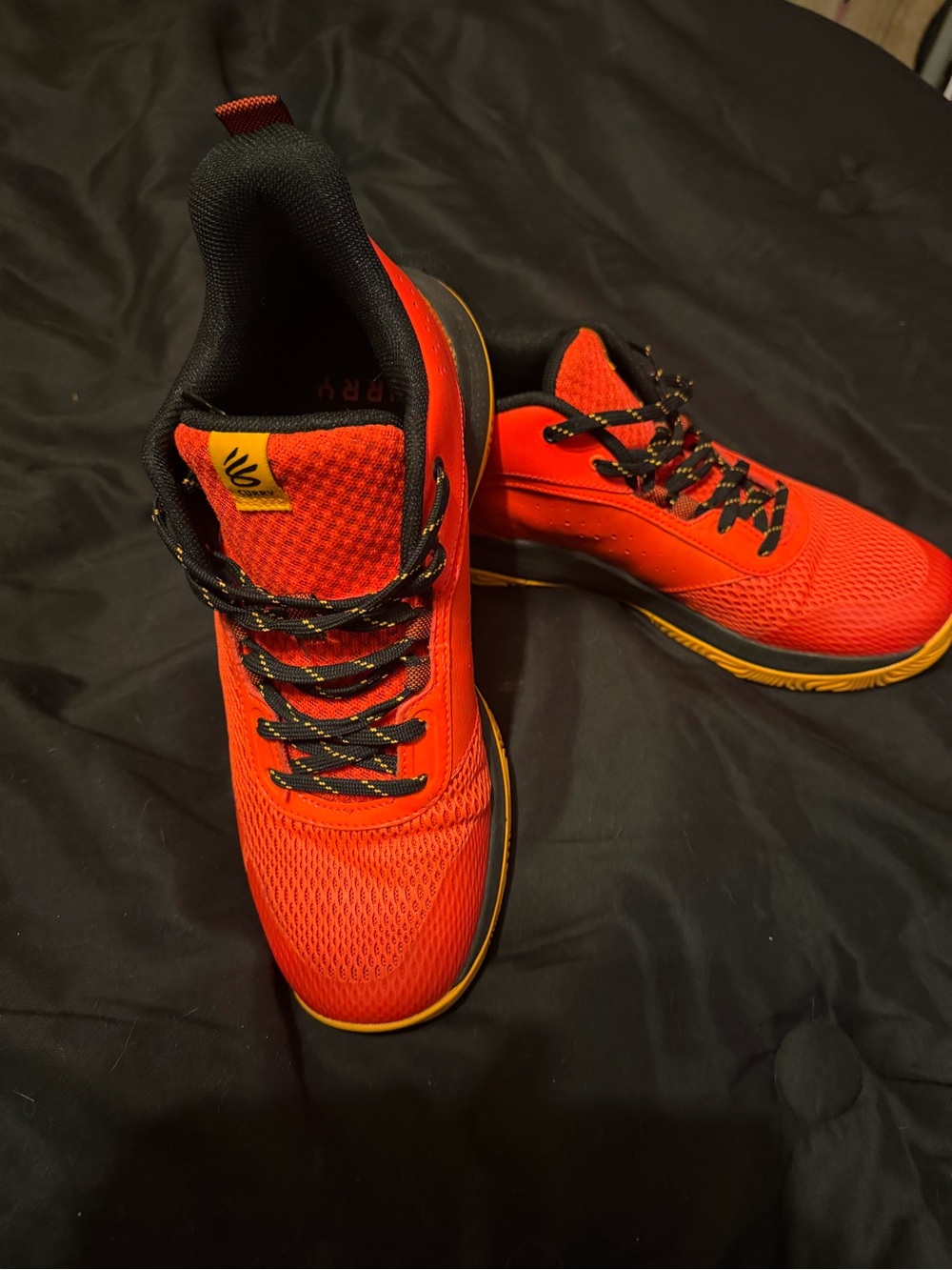 Under Armour Men's Red and Black Athletic Sneakers